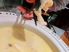 -领鲜天下·焗海鲜·花胶鸡(天目里店)