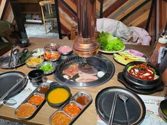 -香猪坊韩国烤肉专属门店(魏公村店)