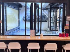 -猫的天空之城概念书店(杭州南宋御街店)