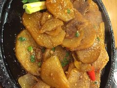 -鲁小三·大骨自助(金山总店)
