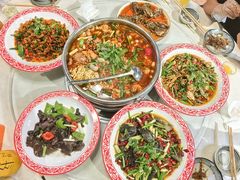 -牟记江湖重庆地标特色菜鱼蛋海鲜羊蝎子(巴南区黑金冠十多年好店)