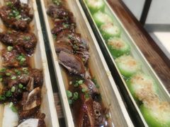 -胡须哥网红竹筒菜