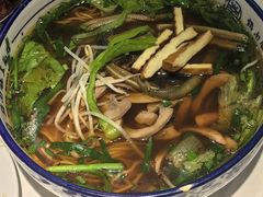 -镇南锅盖面馆(解放路店)