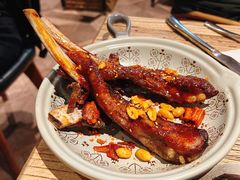 15小时经典麻辣西班牙黑猪肋骨-幸邻食堂