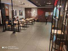 大堂-汉堡王(百花谷店)