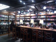 -西西弗书店&矢量咖啡(凯德晶萃广场店)