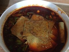 -老字号杨坡红油米线腊汁肉夹馍(东四道巷店)