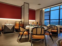 -鸽子侯·家宴·平价海鲜(绿地店)