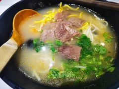 -牛汤哥慢熬牛肉汤(五道口店)