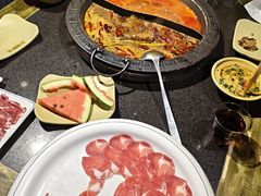 -宽板凳老灶火锅(台湾街店)