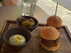 伊比利亚猪肉鹅肝汉堡-Ocean's Table 欧舍