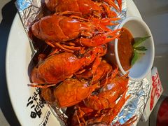 -龙巢盱眙龙虾·牛蛙·烧烤宵夜(八卦岭店)