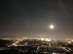 -鬼笑石后山停车场