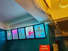 -荒岛实景沉浸密室(江汉路1店)