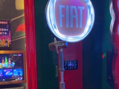 -UK派对KTV(日月广场店)