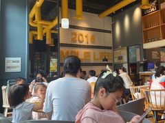-菲滋BOX(定海凯虹店)