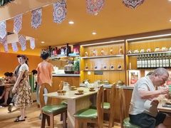 -耶里夏丽·新疆菜·28年喀什老馆(田林东路店)