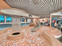 -深圳富苑皇冠假日套房酒店