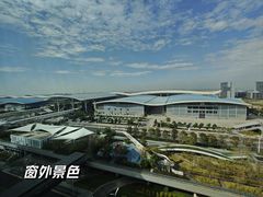 -深圳国际会展中心希尔顿酒店(前海华发冰雪世界店)