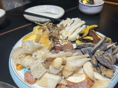 -野菌皇海景野生菌火锅(滨海大道店)