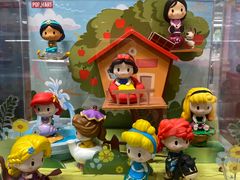 -泡泡玛特POPMART(蓝色港湾店)