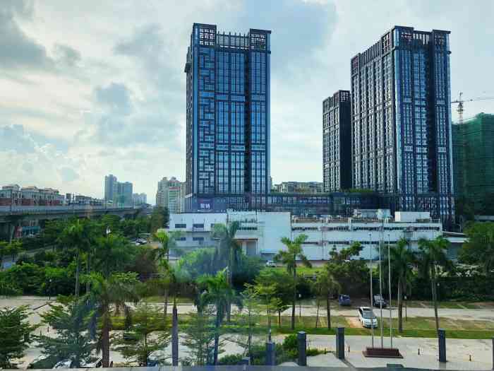 珠海星耀酒店-"客房大小一般,早餐提供的餐品也不怎么样,.