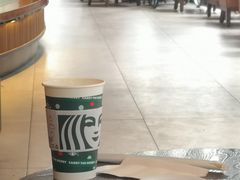 大堂-星巴克臻选(惠州华贸天地1楼店)
