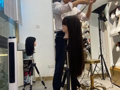 -LAQUEEN 时尚健康假发(万象城总店)