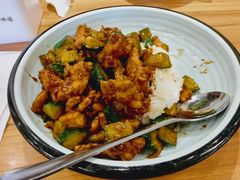 -西部马华清真兰州牛肉面·烧烤夜市(三里河店)