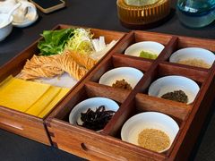 -鲁采LU STYLE(新天地店)