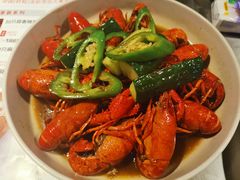 -龙巢盱眙龙虾·牛蛙·烧烤宵夜(八卦岭店)