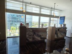 -深圳国际会展中心希尔顿酒店(前海华发冰雪世界店)