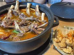 -沪小胖小龙虾(淮海中路旗舰店)