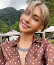 -型色沙龙