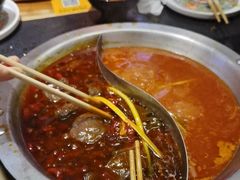 -沸炉重庆老火锅(军事博物馆店)