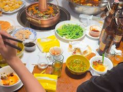 -乡土特色.冷锅鱼.牦牛肉汤锅