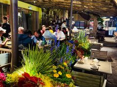 -Cau Go Vietnamese Cuisine