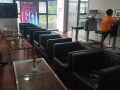 -浙江星杭奔驰4S店(海创园店)