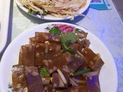 -阿三鱼头泡饼·家常菜