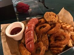 小吃拼盘-BIGHOUSE·大房子电影主题融合餐厅(盐河巷店)