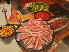 -牛三斤潮汕鲜牛肉火锅(昌发展万科店)