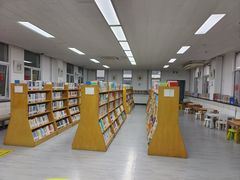 -朝阳区图书馆(小庄店)