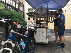 门面-阿婆油墩子(五里桥路188弄小区店)