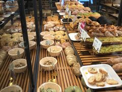-焙丽拾光(麦凯乐直营店)