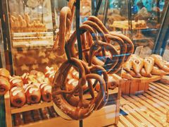 -Dough&Joe团憩(瑞虹天地月亮湾店)