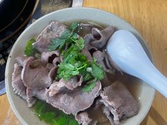 -大众跷脚牛肉馆·非遗传承单位(峨眉山店)