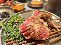 -草家酱蟹炭火烤肉店(珲春南路一店)