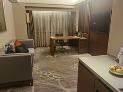 -广州中心皇冠假日酒店