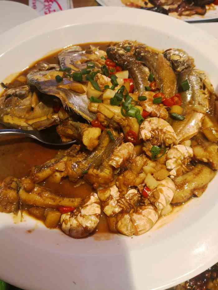 宝燕海鲜大排档(虹桥路店)-"宝燕海鲜大排档,在虹中路上靠近虹桥路.