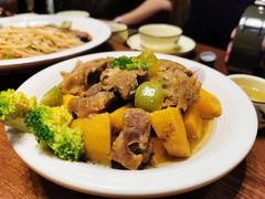 -老滇山寨•云南特色菜•地方菜•民族风情歌舞表演(金碧店)